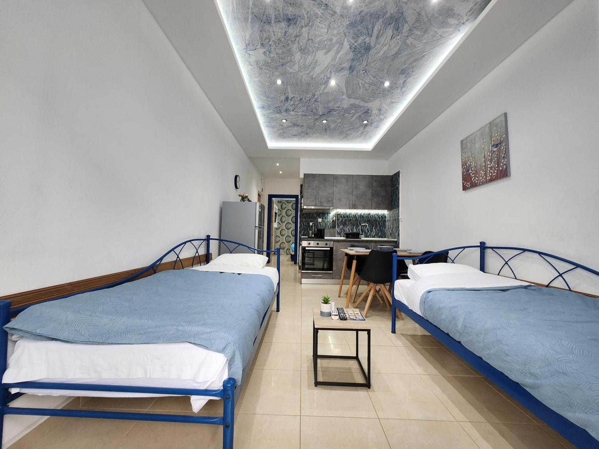The Blue Beach Apartments Néa Péramos Exterior foto